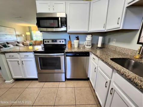 400-402 Jackson Avenue Cape Canaveral FL 32920