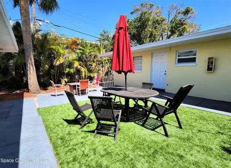 400-402 Jackson Avenue Cape Canaveral FL 32920
