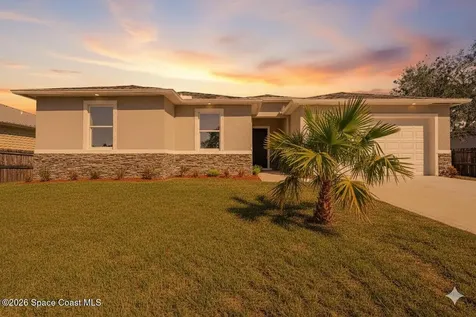 1319 Schneider Street SW Palm Bay FL 32908