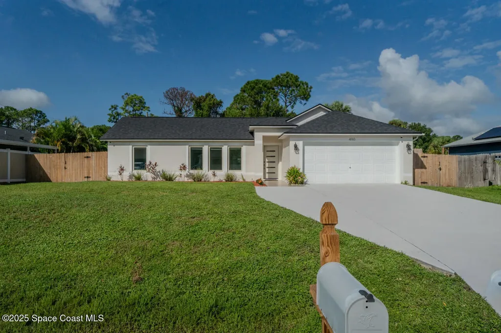 490 Tillman Avenue SW Palm Bay FL 32908