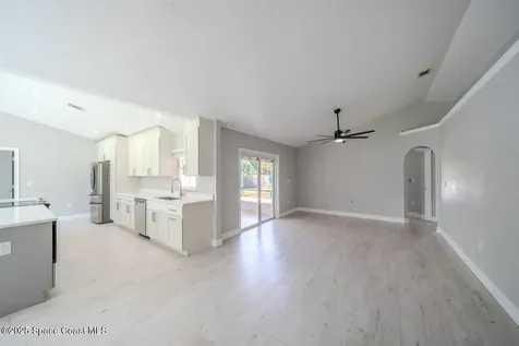 490 Tillman Avenue SW Palm Bay FL 32908