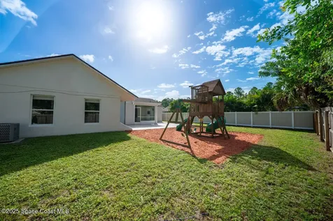 490 Tillman Avenue SW Palm Bay FL 32908