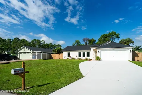 490 Tillman Avenue SW Palm Bay FL 32908