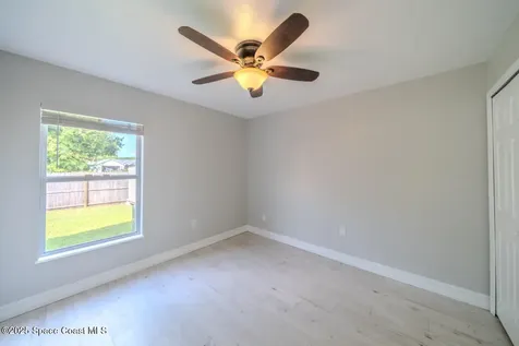 490 Tillman Avenue SW Palm Bay FL 32908
