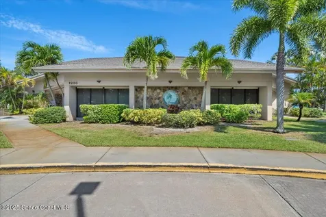 1212 Yacht Club Boulevard Indian Harbour Beach FL 32937