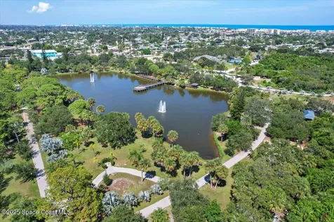 1212 Yacht Club Boulevard Indian Harbour Beach FL 32937