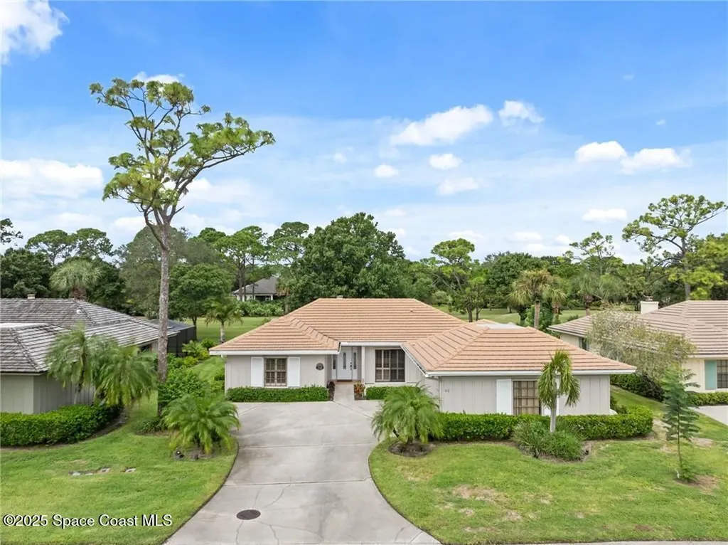 110 Prestwick Circle Vero Beach FL 32967