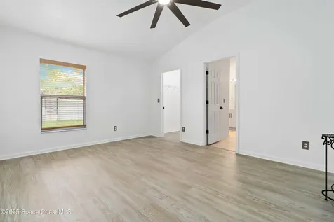 377 Wishing Well Circle SW Palm Bay FL 32908