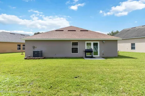 377 Wishing Well Circle SW Palm Bay FL 32908