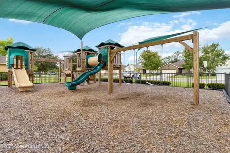 377 Wishing Well Circle SW Palm Bay FL 32908