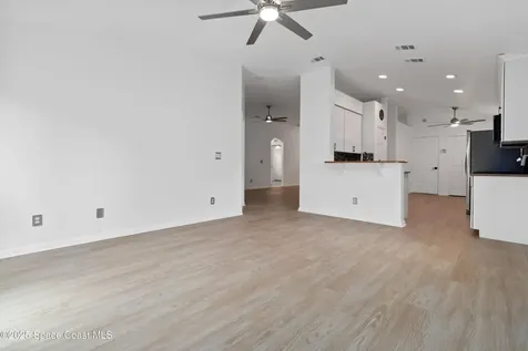 377 Wishing Well Circle SW Palm Bay FL 32908