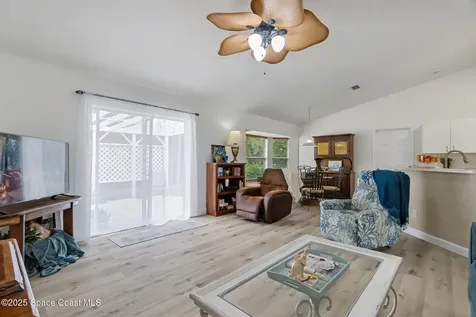 949 Gulfstream Avenue Sebastian FL 32958