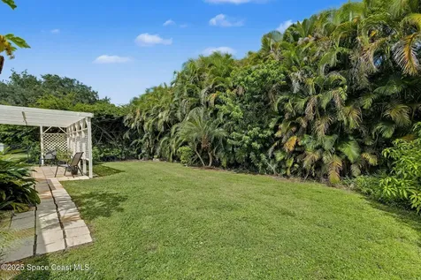 949 Gulfstream Avenue Sebastian FL 32958