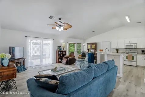 949 Gulfstream Avenue Sebastian FL 32958