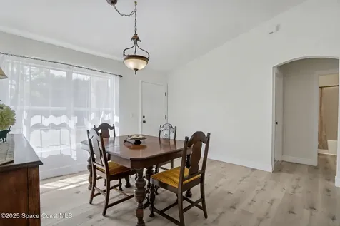 949 Gulfstream Avenue Sebastian FL 32958