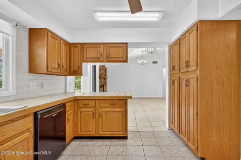630 NE Town Terrace Jensen Beach FL 34957