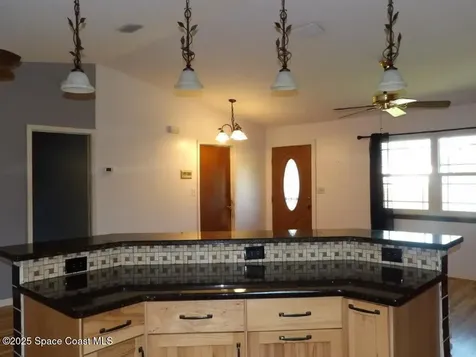 916 Le Baron Street SW Palm Bay FL 32908