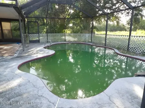 916 Le Baron Street SW Palm Bay FL 32908