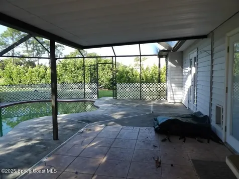 916 Le Baron Street SW Palm Bay FL 32908