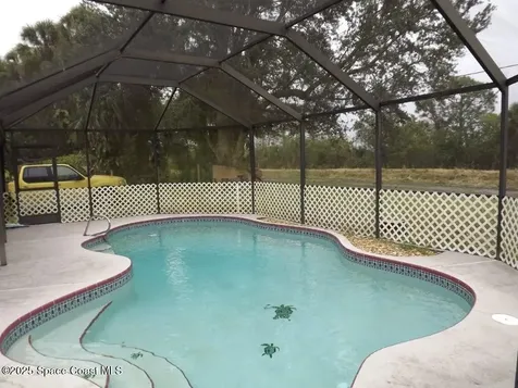 916 Le Baron Street SW Palm Bay FL 32908