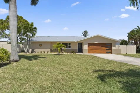 931 S Fourth Street Cocoa Beach FL 32931