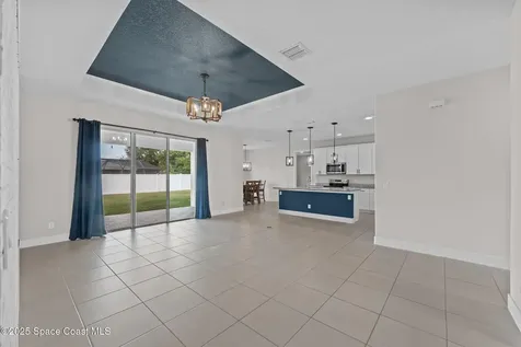 951 Hosbine Street SE Palm Bay FL 32909