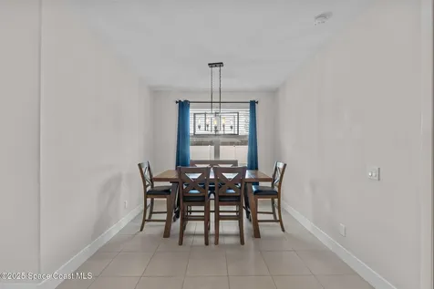 951 Hosbine Street SE Palm Bay FL 32909