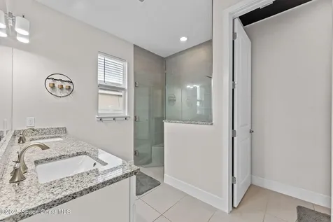 951 Hosbine Street SE Palm Bay FL 32909