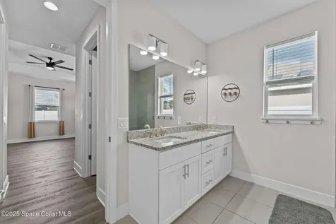 951 Hosbine Street SE Palm Bay FL 32909