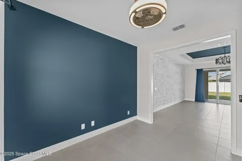 951 Hosbine Street SE Palm Bay FL 32909