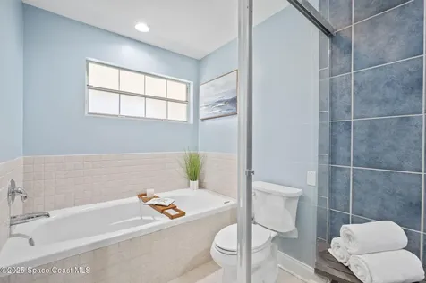 2287 Venetia Place Indialantic FL 32903