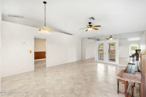 2841 Saint James Lane Melbourne FL 32935
