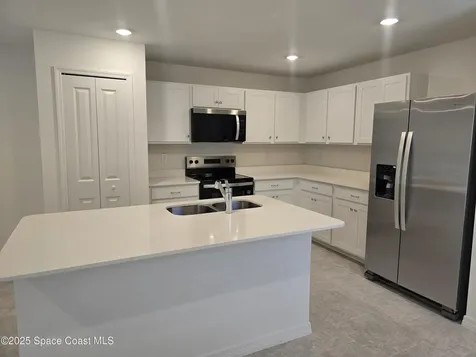 551 SW Richmond Circle Palm Bay FL 32908