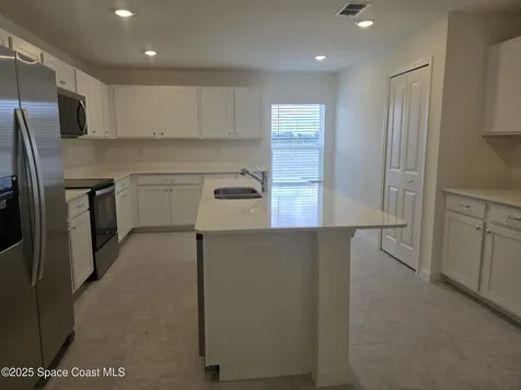 581 SW Richmond Circle Palm Bay FL 32908