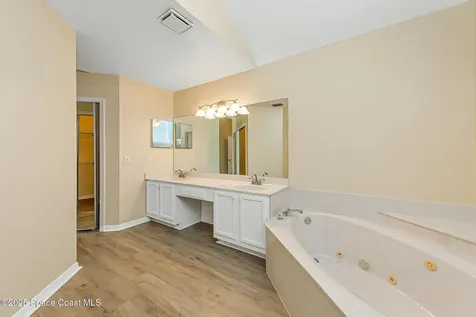 1050 Fieldstone Drive Melbourne FL 32940