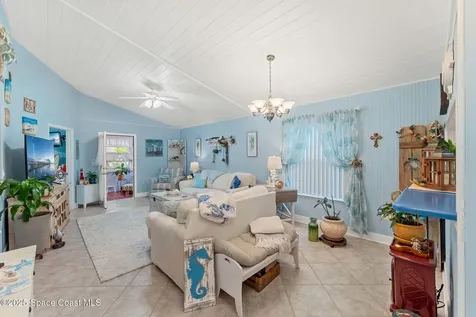 944 South Fork Circle Melbourne FL 32901