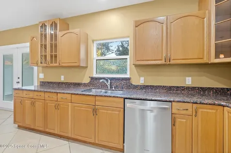 156 Wilson Avenue Cocoa Beach FL 32931