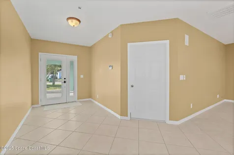 156 Wilson Avenue Cocoa Beach FL 32931