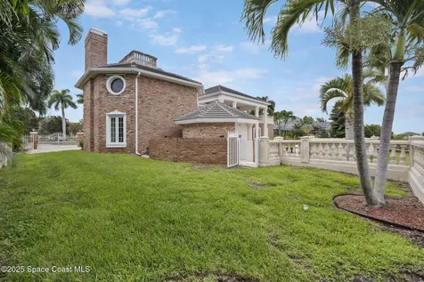 142 Lansing Island Drive Indian Harbour Beach FL 32937