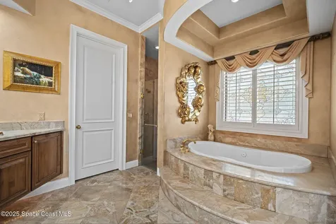 142 Lansing Island Drive Indian Harbour Beach FL 32937