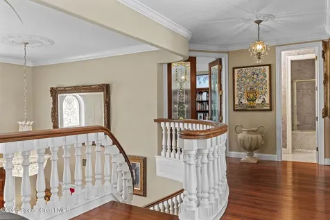 142 Lansing Island Drive Indian Harbour Beach FL 32937