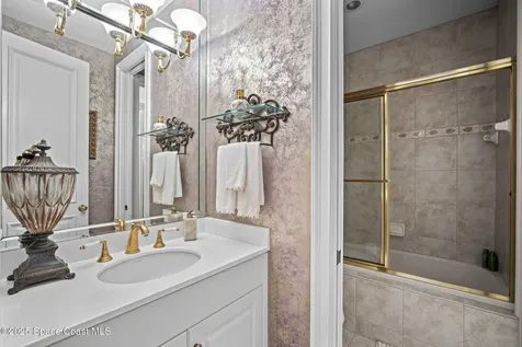 142 Lansing Island Drive Indian Harbour Beach FL 32937