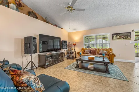 2724 Tolman Avenue SE Palm Bay FL 32909