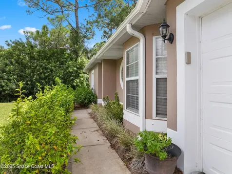2724 Tolman Avenue SE Palm Bay FL 32909