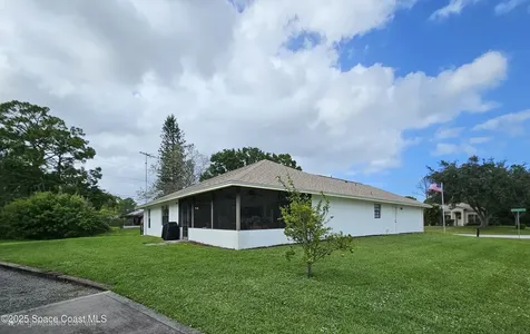1702 Glenridge Street NW Palm Bay FL 32907