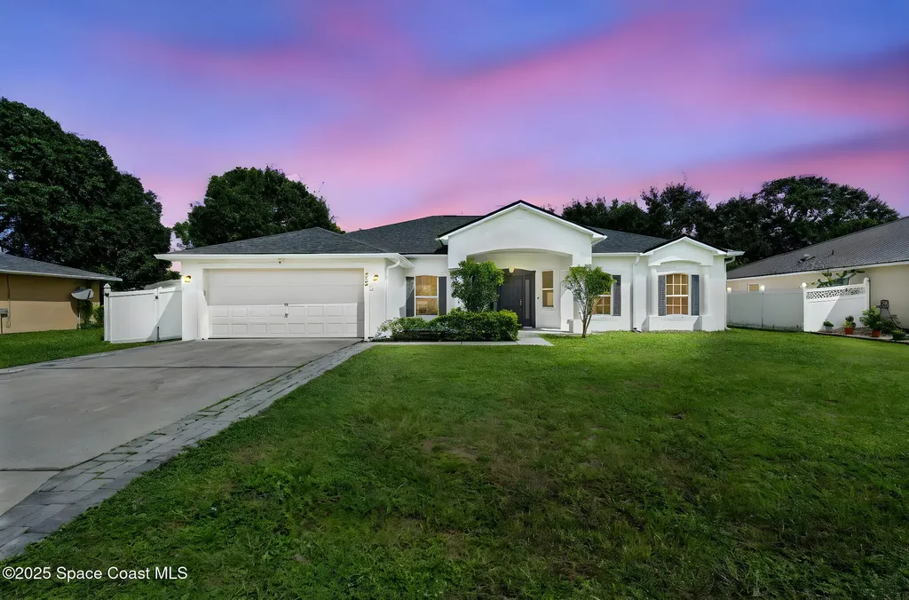 459 Calamondin Avenue NW Palm Bay FL 32907