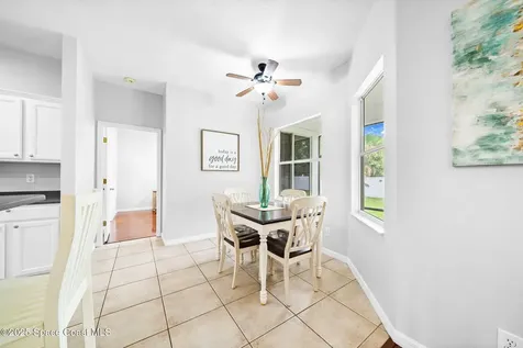 459 Calamondin Avenue NW Palm Bay FL 32907