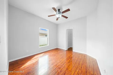 459 Calamondin Avenue NW Palm Bay FL 32907