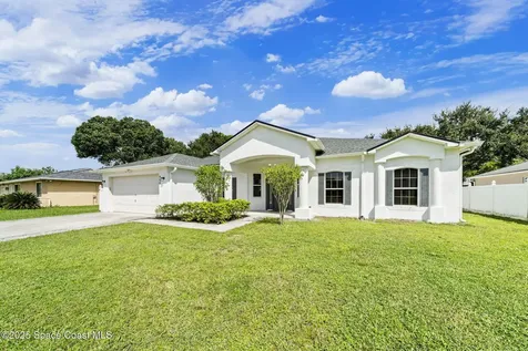 459 Calamondin Avenue NW Palm Bay FL 32907