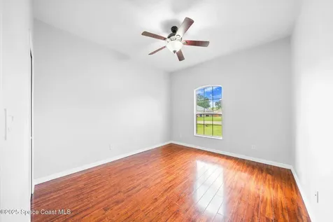 459 Calamondin Avenue NW Palm Bay FL 32907